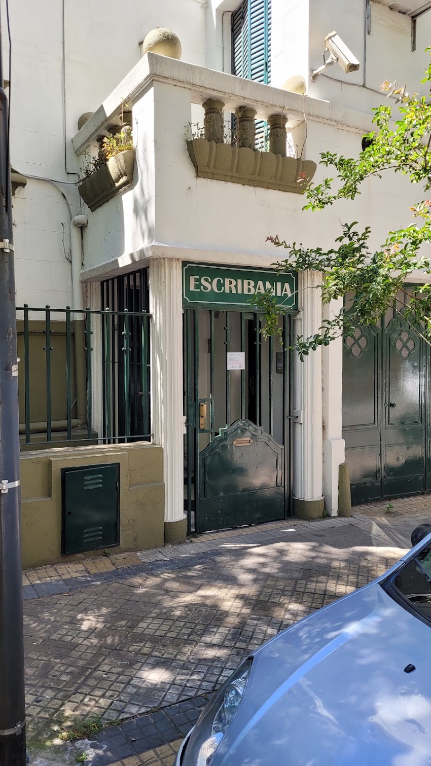 Escribanía Leroux