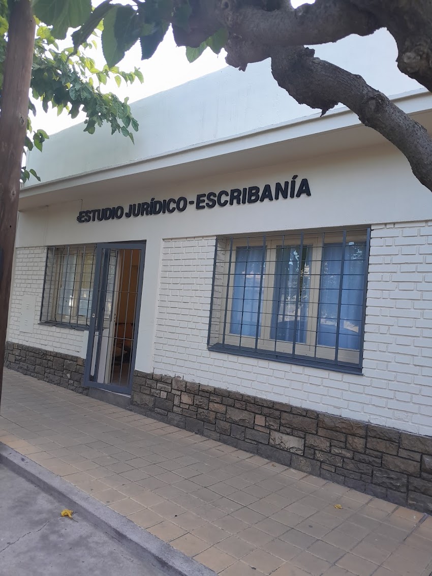 ESCRIBANIA Silvana Zammitto