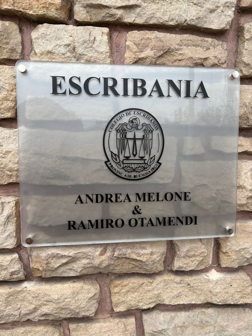 ESCRIBANO RAMIRO OTAMENDI