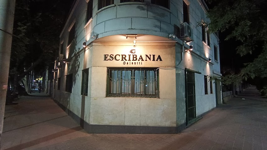 ESCRIBANIA de FERNANDO GALEOTTI