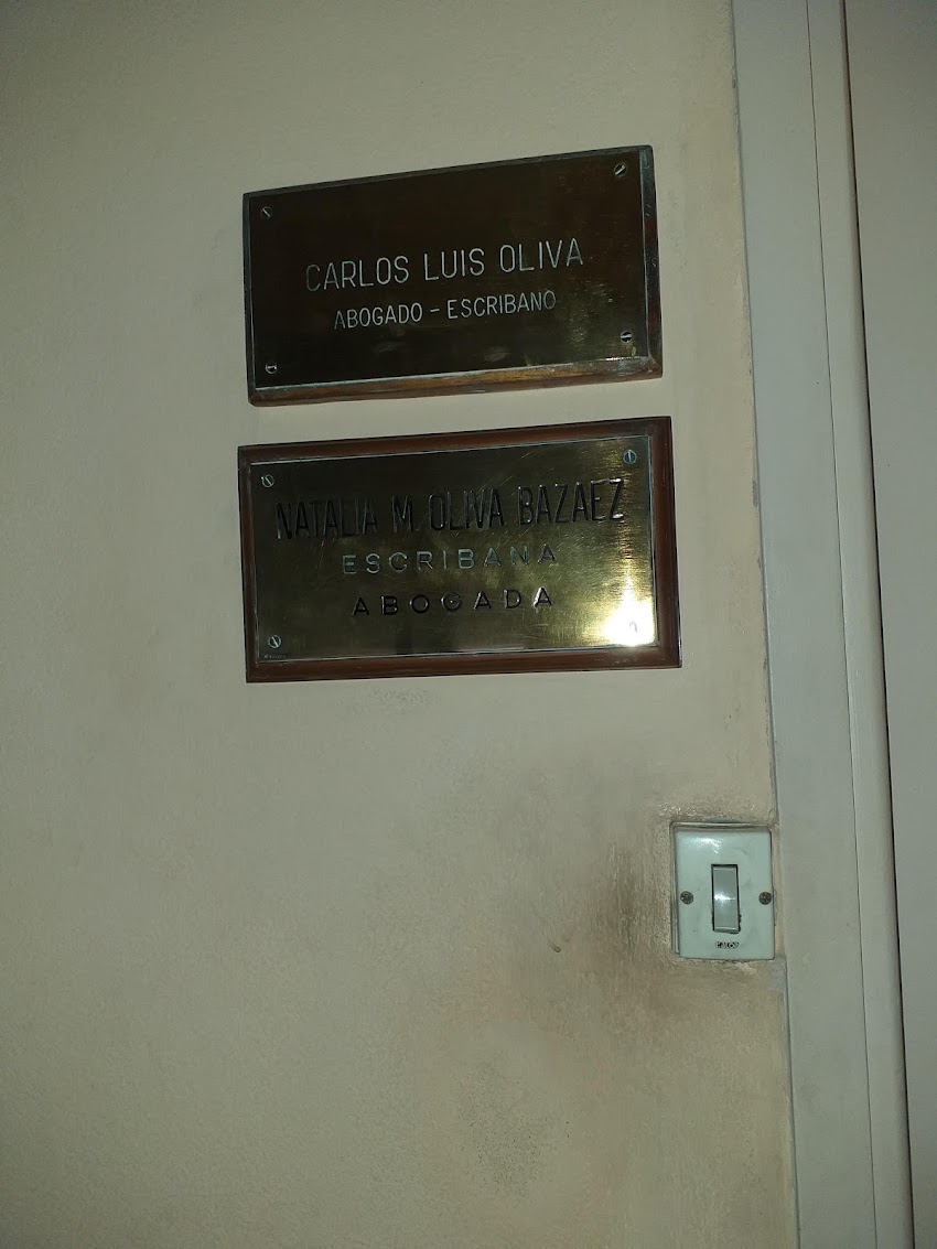 Carlos Luis Oliva Abogado – Escribano